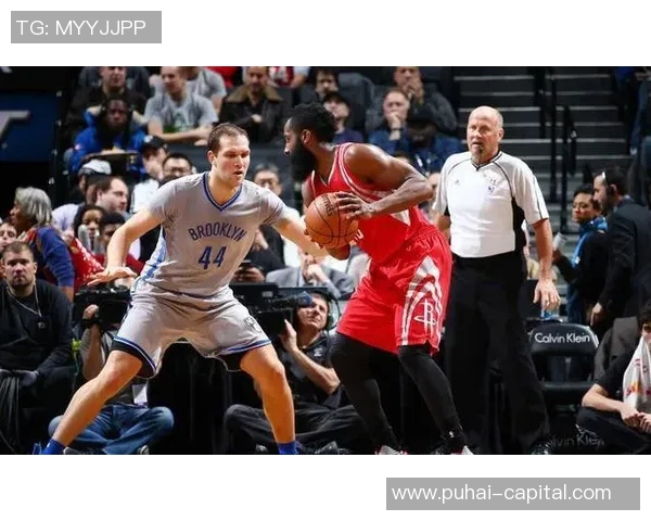 杭州篮球队进攻策略分析与得失总结探讨